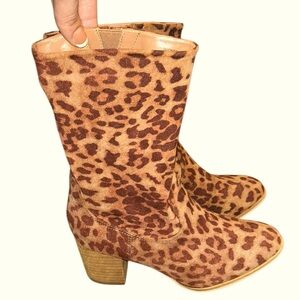 Leopard Print Hey Girl by Corkys Ankle Cowgirl Boots - Size 7 NWOB